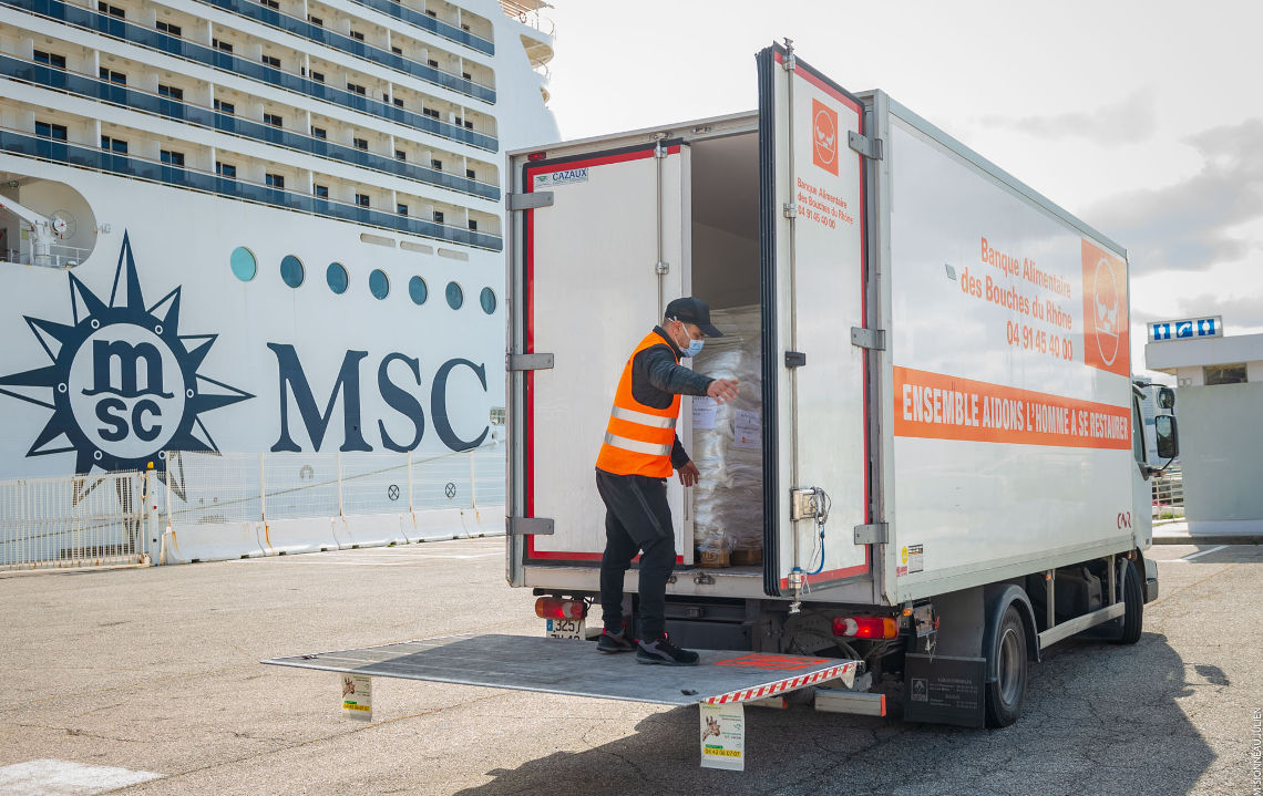 MSC Fondation fait don de 4 tonnes de denrées alimentaires aux associations caritatives de Marseille