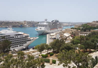 Vue sur le port depuis les hauteurs de La Valette, Malte