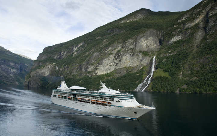 Image 3 - Vision of the Seas