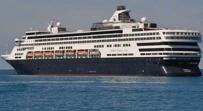 MS Veendam - Holland America Line
